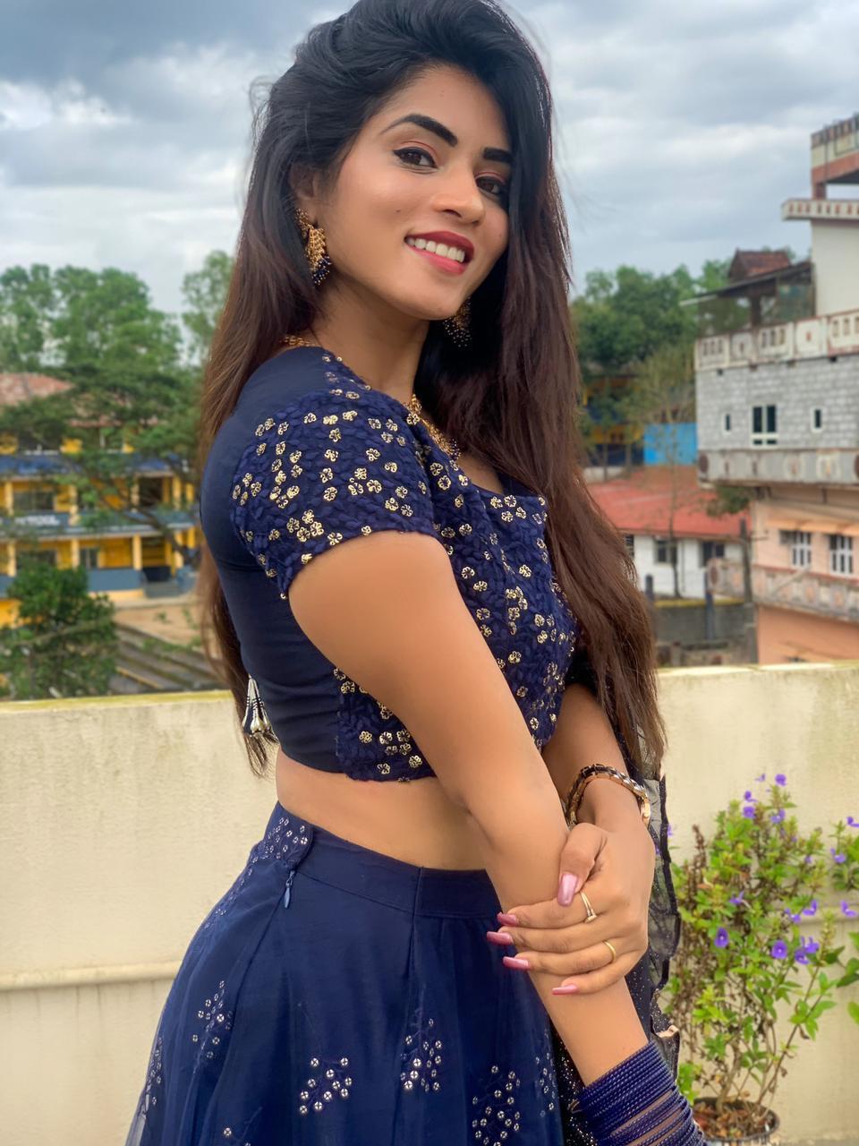 Actress Viranika Shetty photo. ভিরানিকার রূপের আগুনের কিছু ঝলক ফ্রেমবন্দি