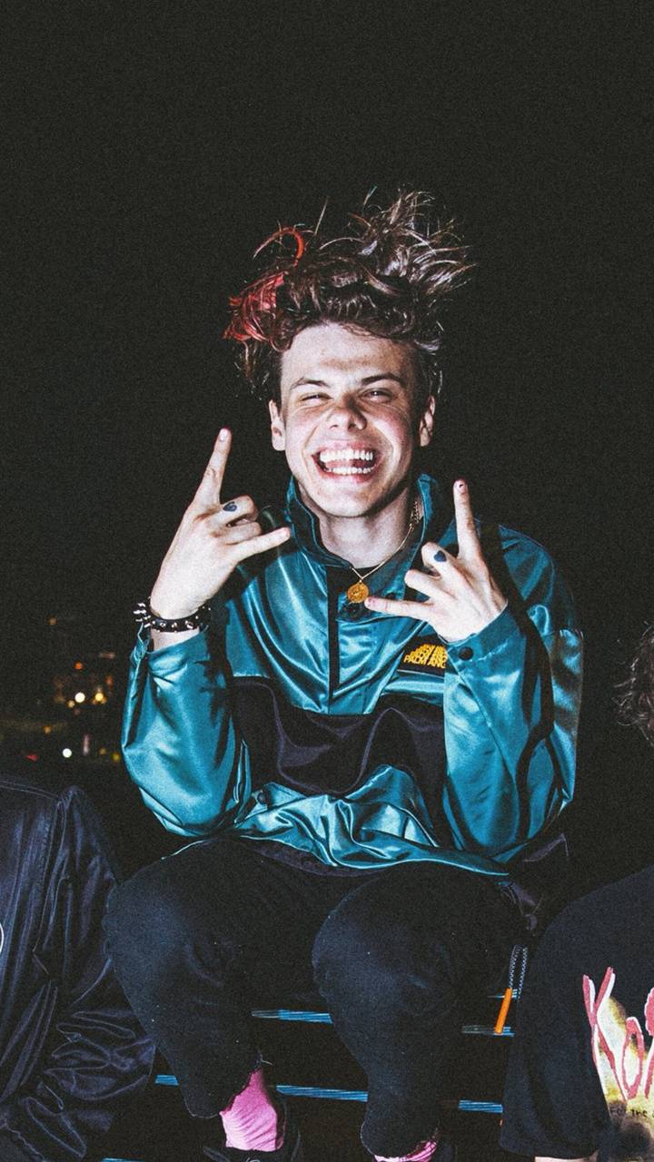 Lock Screen Wallpaper Yungblud Wallpaper iPhone