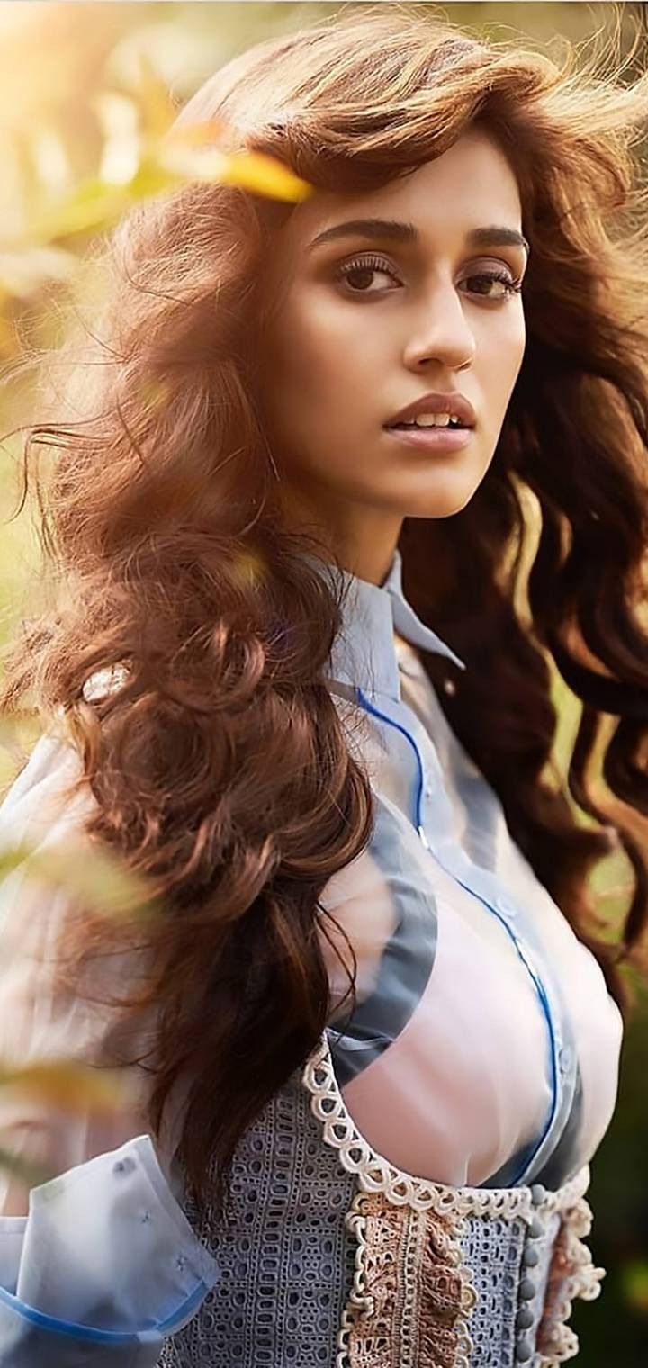 Disha Patani. Disha patani, Mobile wallpaper, HD wallpaper for mobile