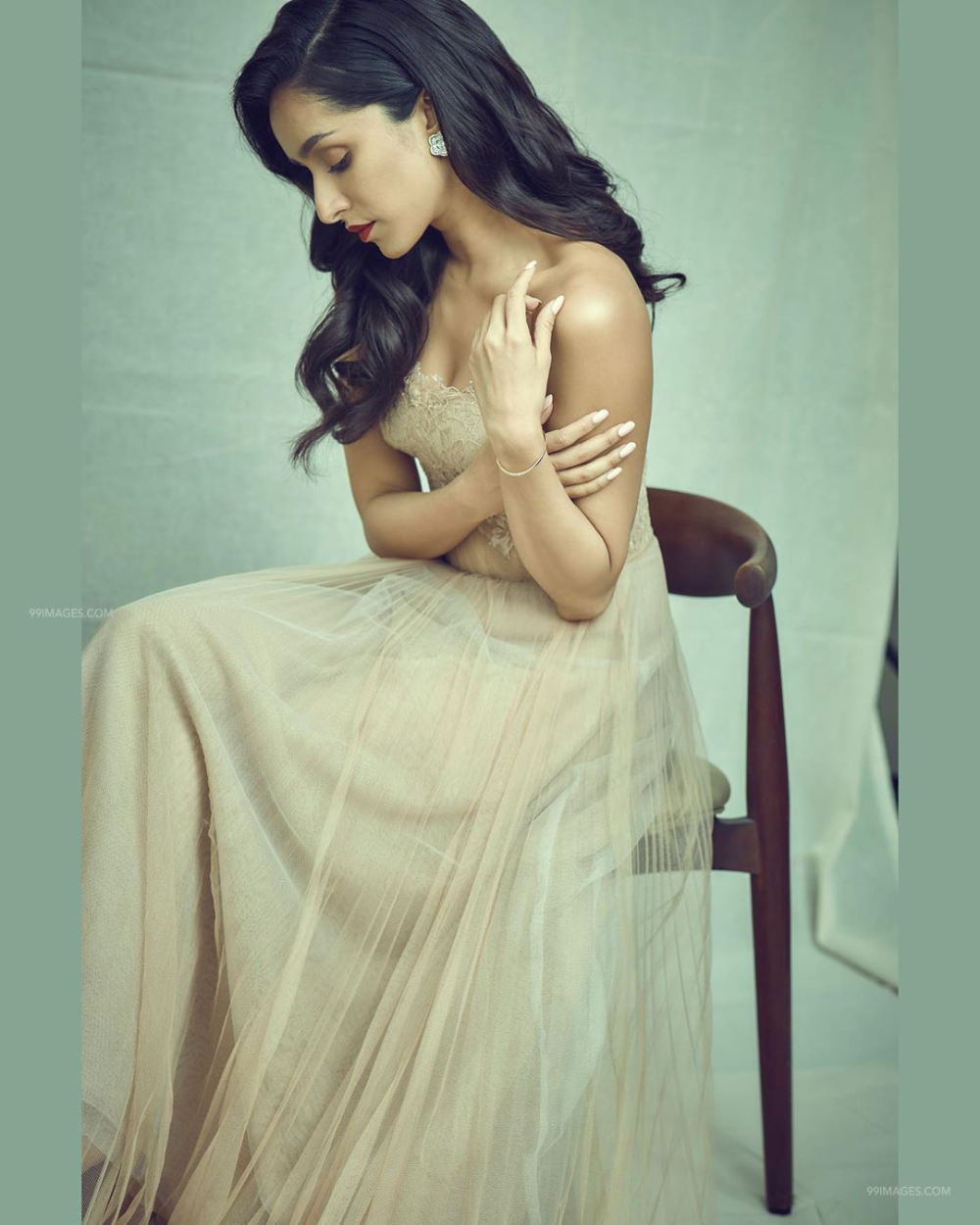 Shraddha Kapoor Beautiful HD Photo & Mobile Wallpaper HD (Android IPhone) (1080p). Shraddha Kapoor, Bollywood Celebrities, Bollywood Actress
