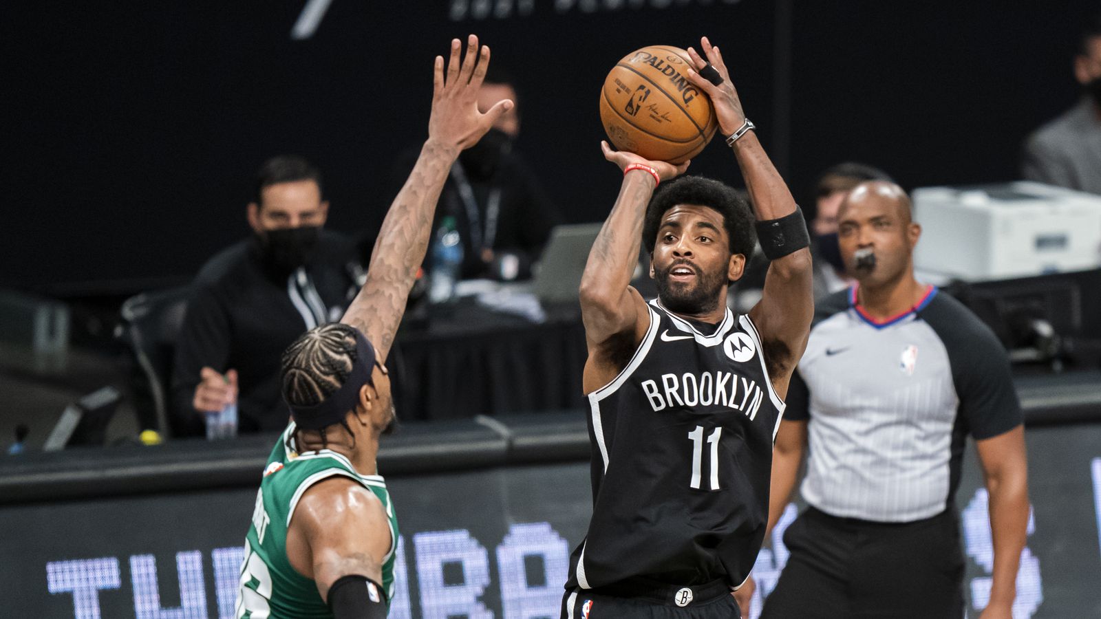 Kyrie Irving hopes to not hear racist remarks from Boston fans