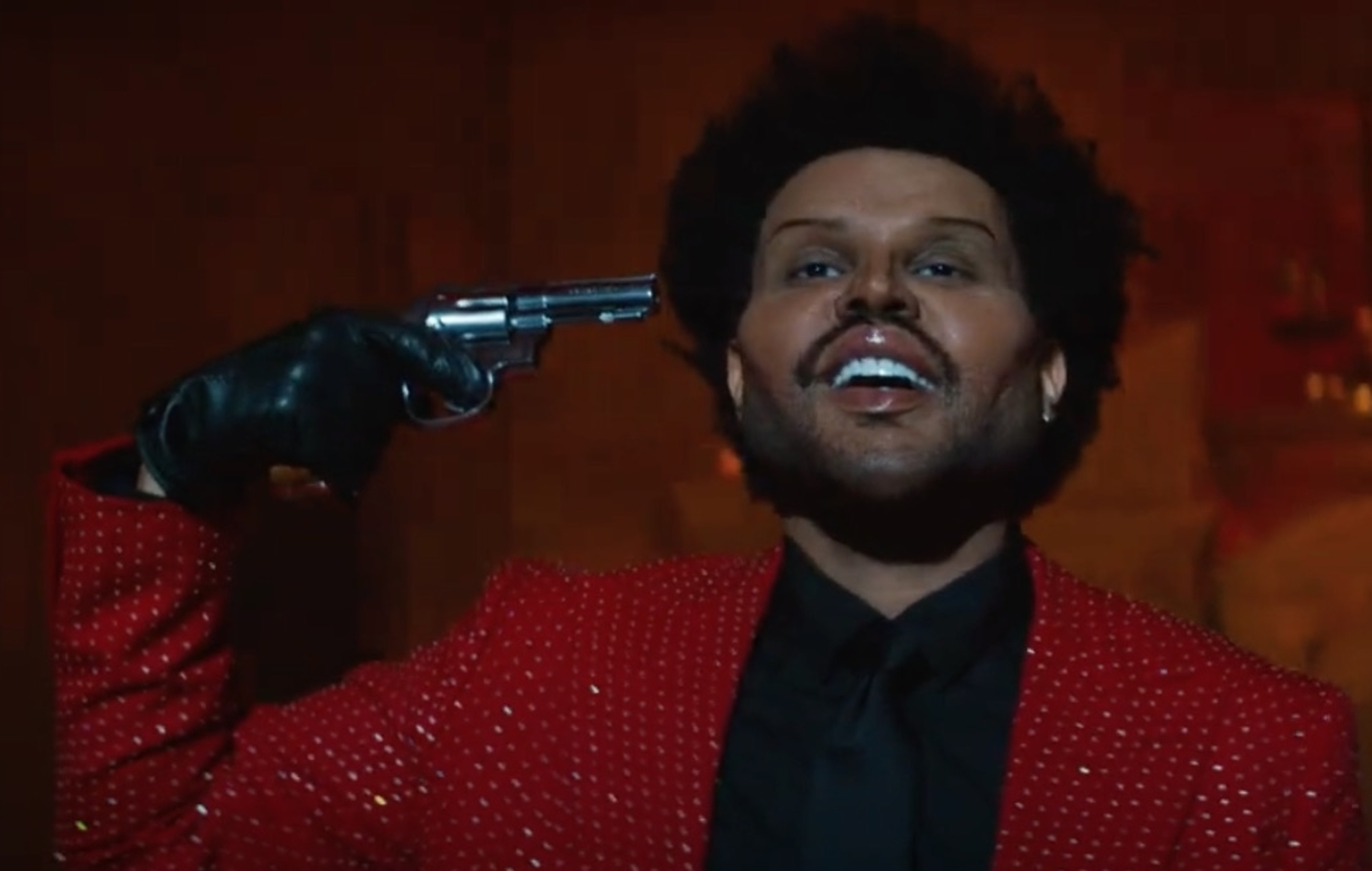 The Weeknd's fans think he's throwing shade at the Grammys in 'Save Your Tears' video