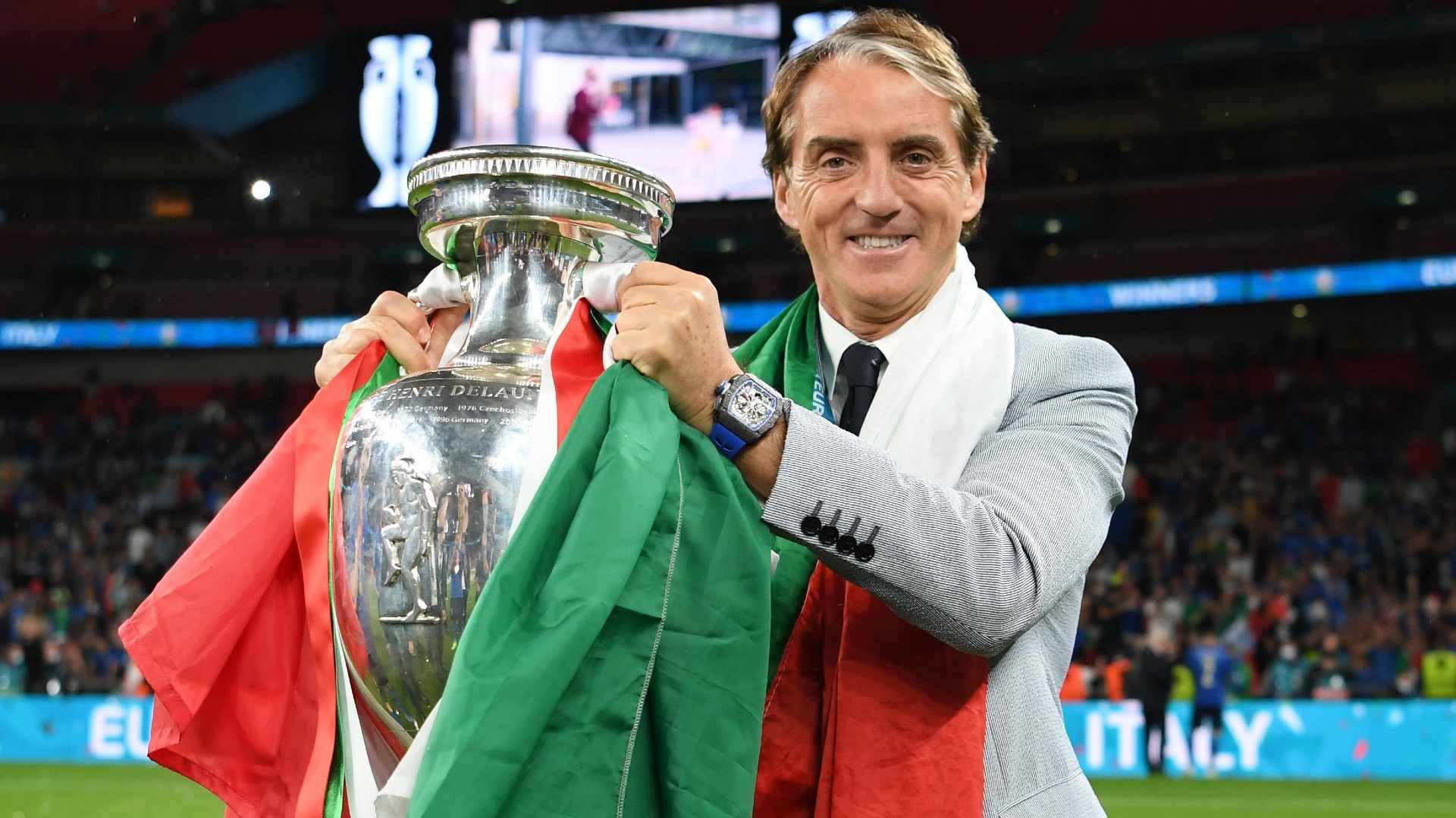 Roberto Mancini finds redemption in penalty shootout win for Italy