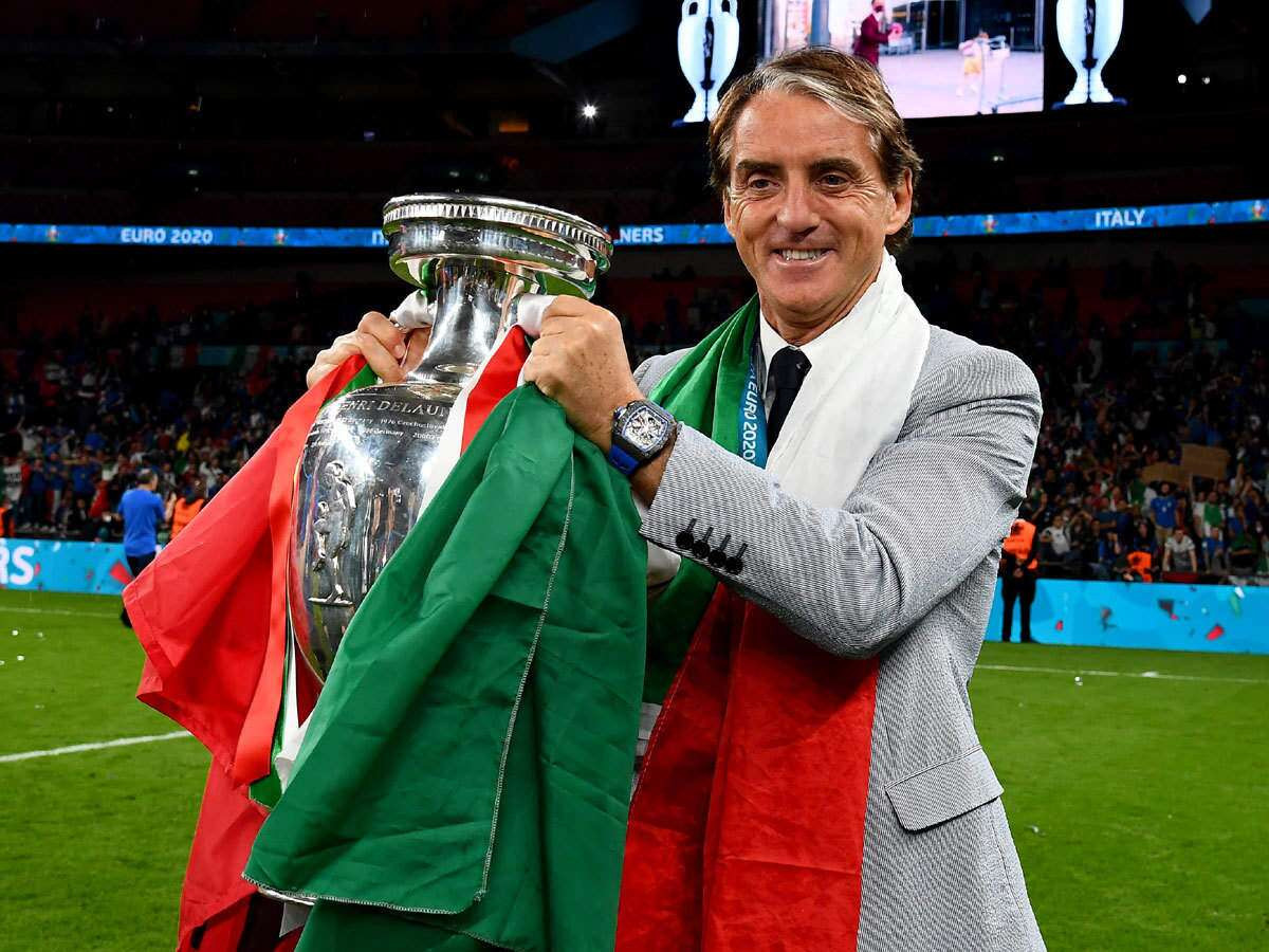 Euro 2020 crowning moment for Roberto Mancini