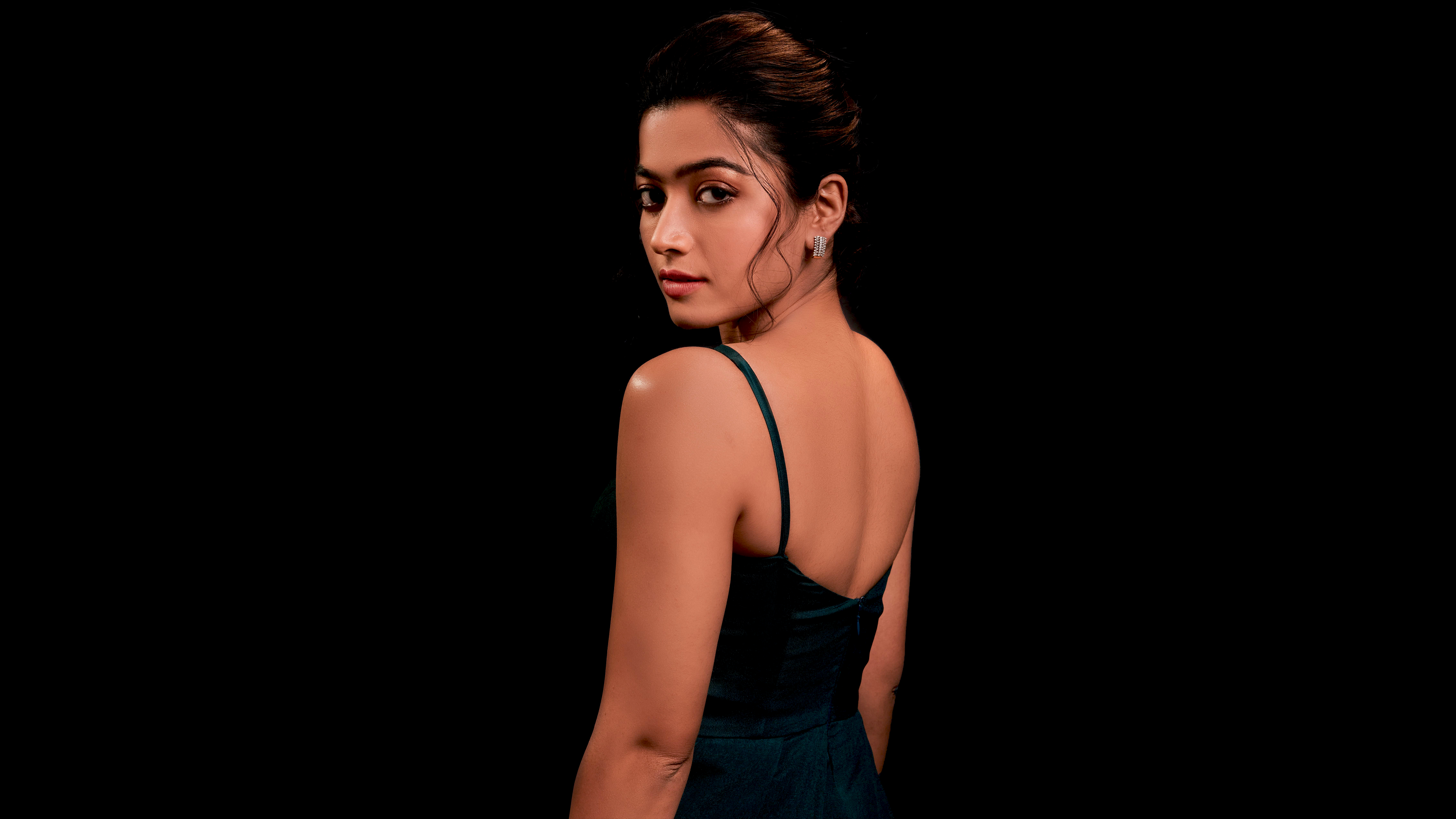 Rashmika Mandanna Wallpaper 4K, Telugu Actress, Indian actress, Black background, People