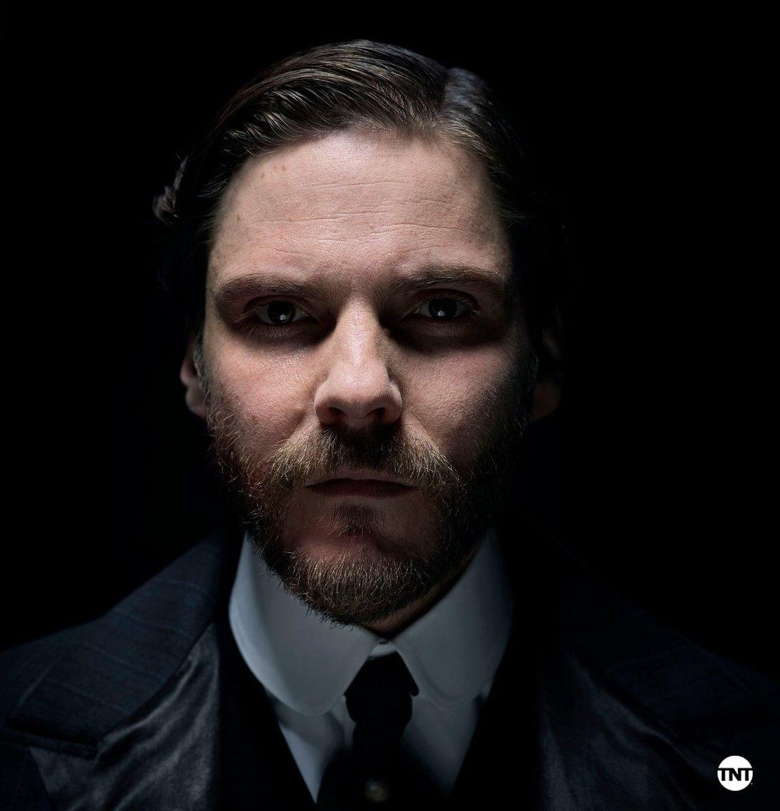 The Alienist Daniel Bruhl Image 4. The alienist, Daniel bruhl, Daniel brühl