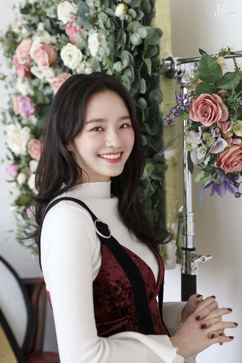 K Actresses Pics Gyu Young