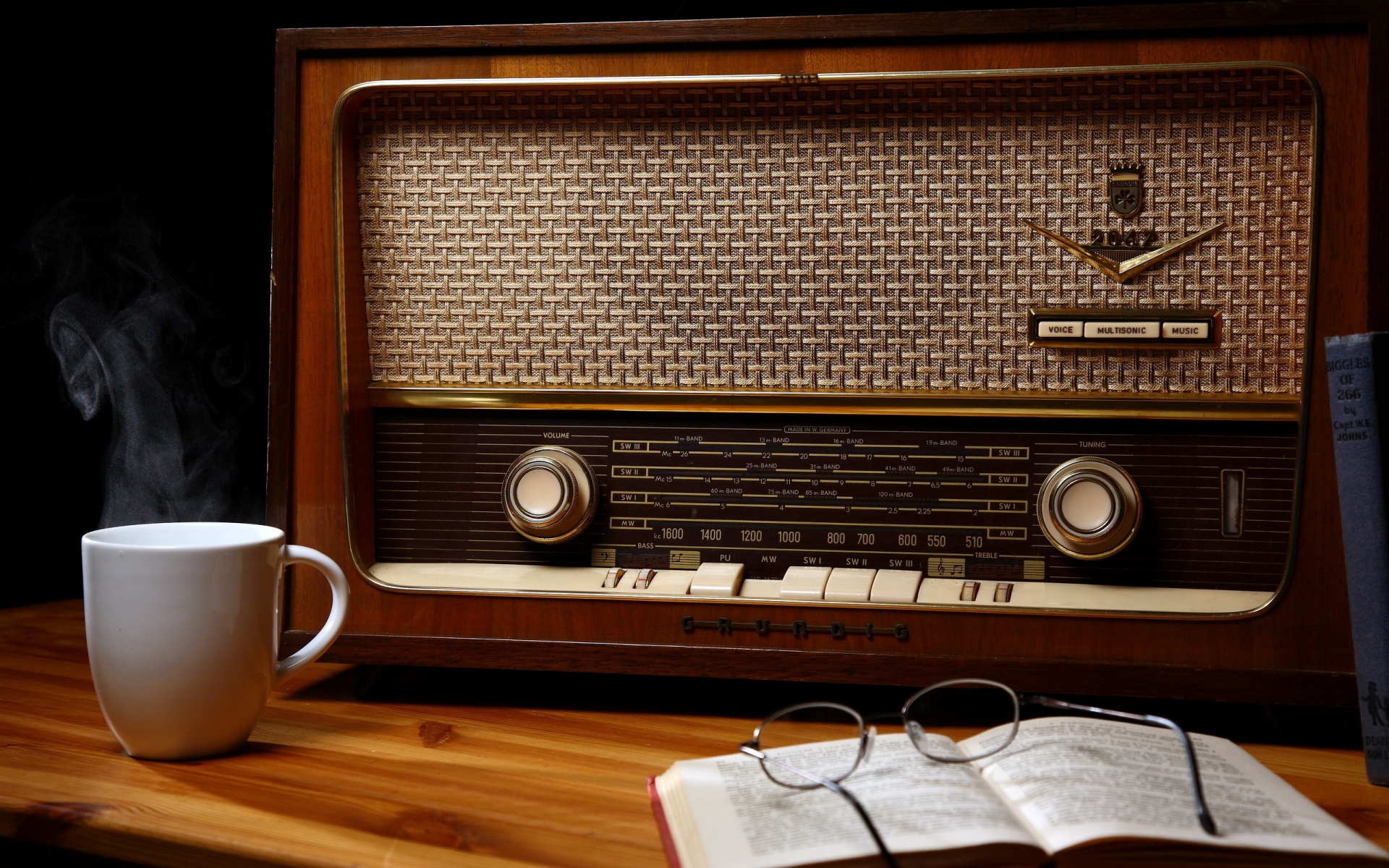 Old Radio Station 1920 x 1200 widescreen Wallpaper