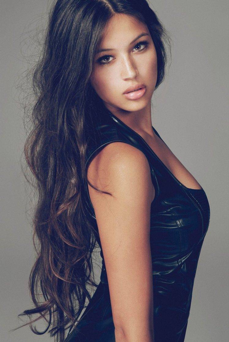women model brunette long hair wavy hair Wallpaper HD / Desktop and Mobile Background