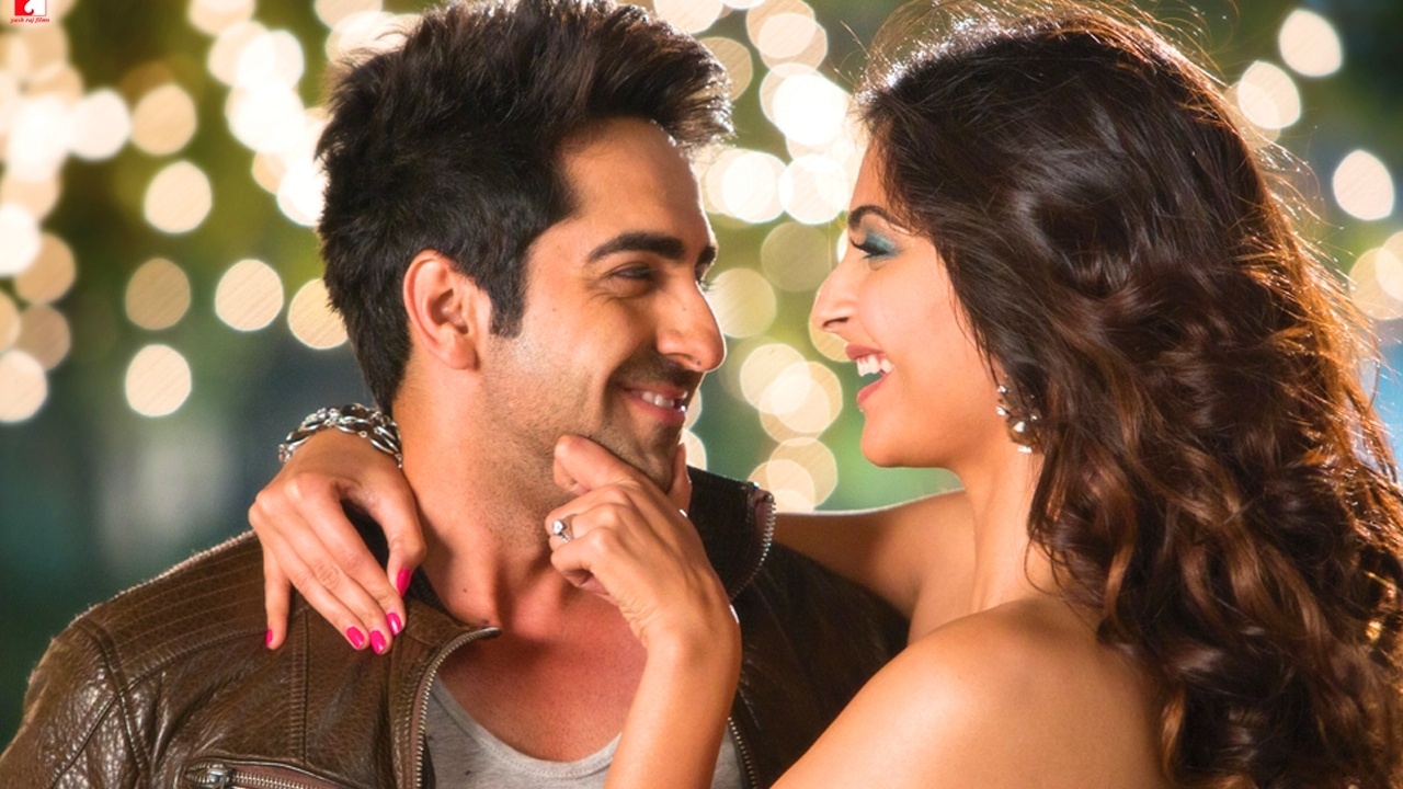 Bewakoofiyaan Movie Stills Wallpaper
