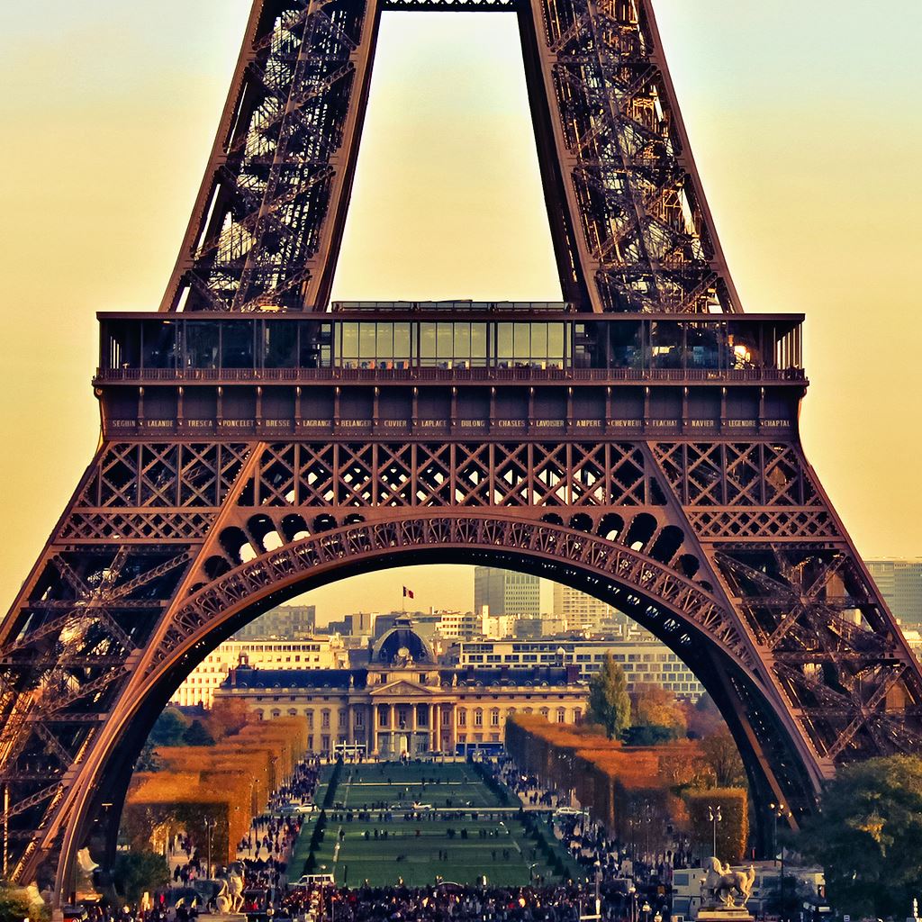 Eiffel Tower Paris City Night iPad Wallpaper Free Download
