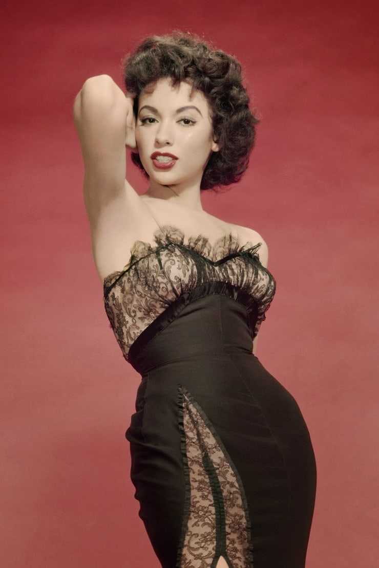 Rita Moreno Picture Will Make You Gaze The Screen For Quite A Long Time ON COFFEE
