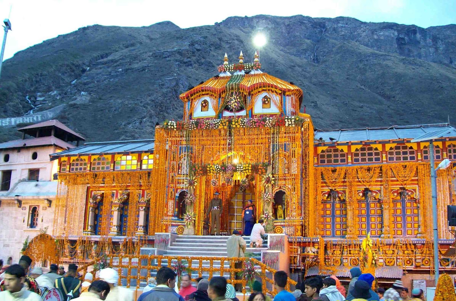 Doors of Badrinath Temple Opens for Devotees with Rituals and Chanting