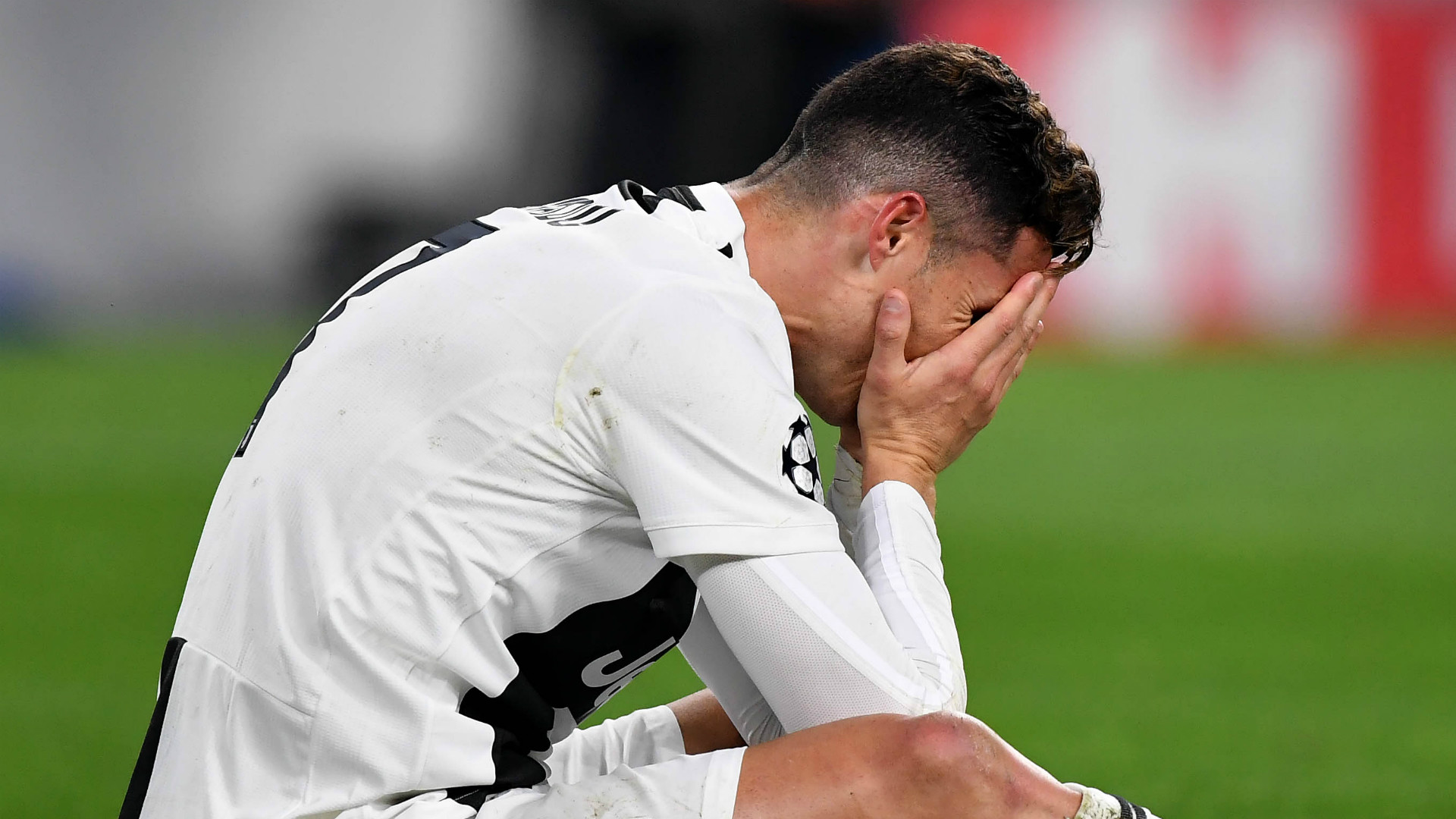 Ronaldo Sad Wallpapers Wallpaper Cave