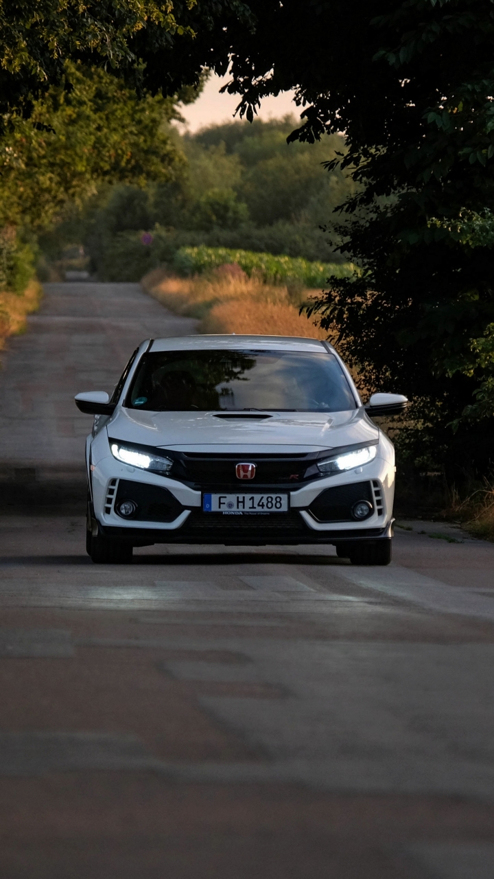 Vehicles Honda Civic Type R (720x1280) Wallpaper