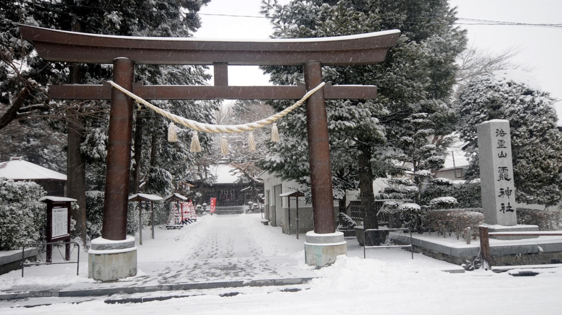 Wallpaper, Japan, snow, winter, weather, season, shinto shrine 1869x1050