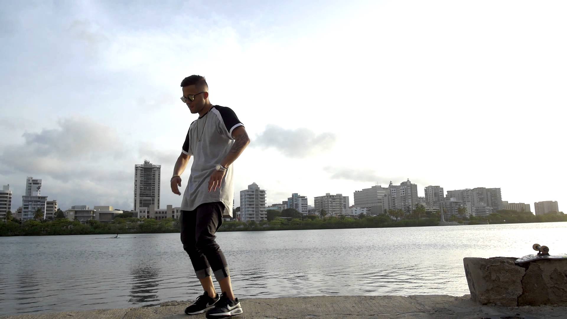 Dj Nelson Presenta: Nio García (Official Video)