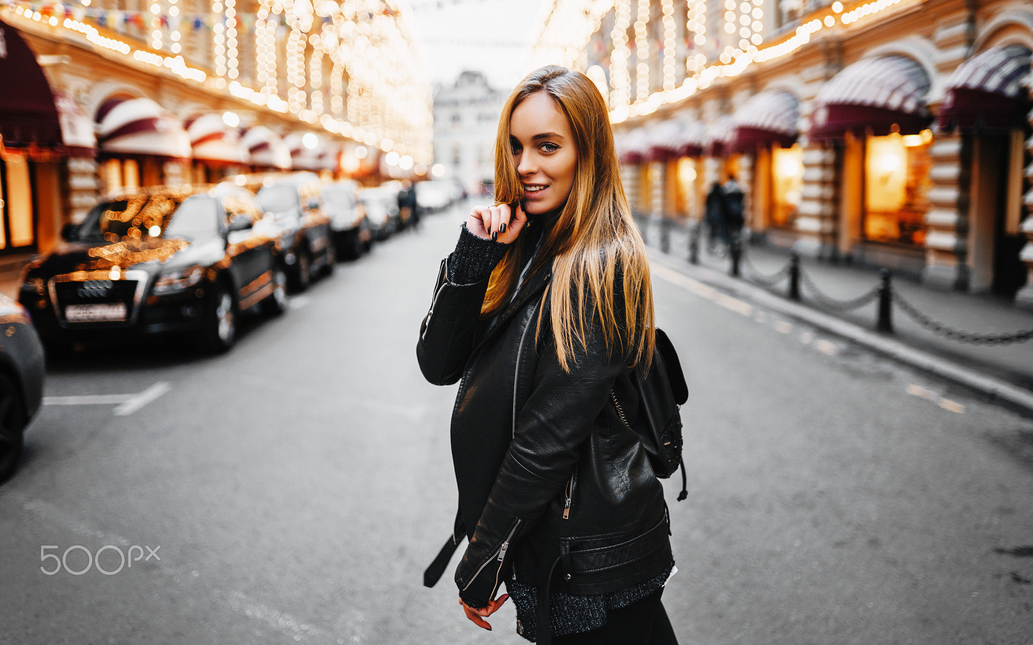 Wallpaper, women, portrait, blonde, smiling, black clothing, leather jackets, depth of field 2048x1280