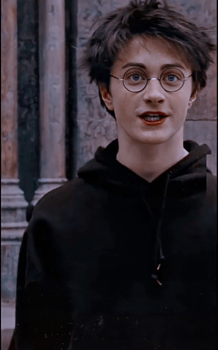 Daniel Radcliffe Harry Potter Wallpapers  Wallpaper Cave