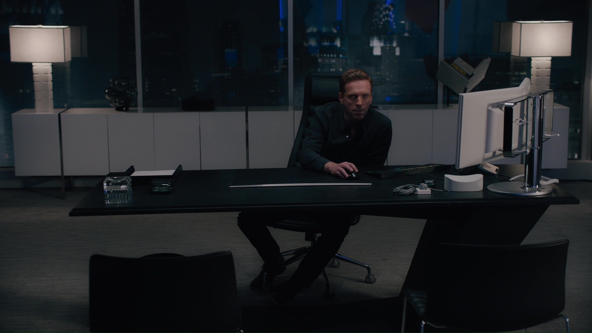 Bloomberg Terminals Used By Damian Lewis (Bobby Axelrod) In Billions: All The Wilburys (2018)