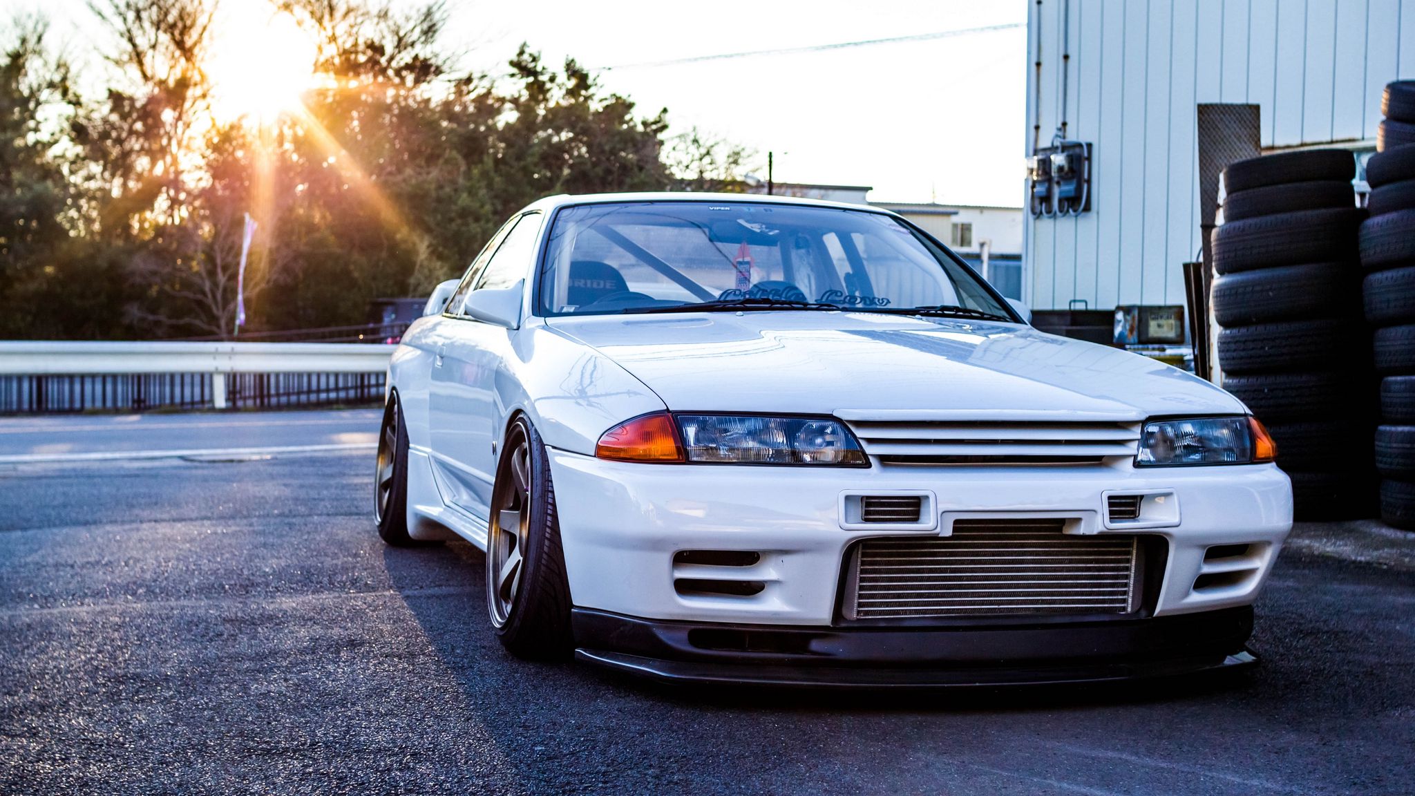 Download wallpaper 2048x1152 nissan, gtr, r32, skyline, white, front view ultrawide monitor HD background