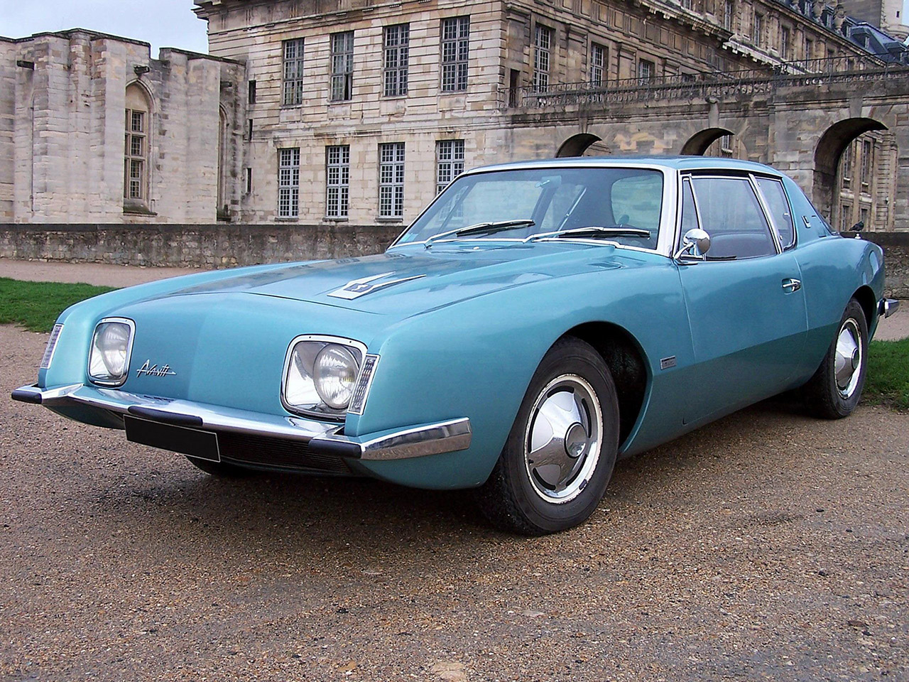 Studebaker Avanti II picture. Studebaker photo gallery