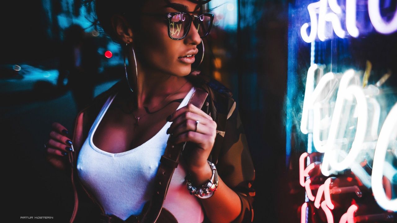 Neons at night wallpaper, music and dance wallpaper