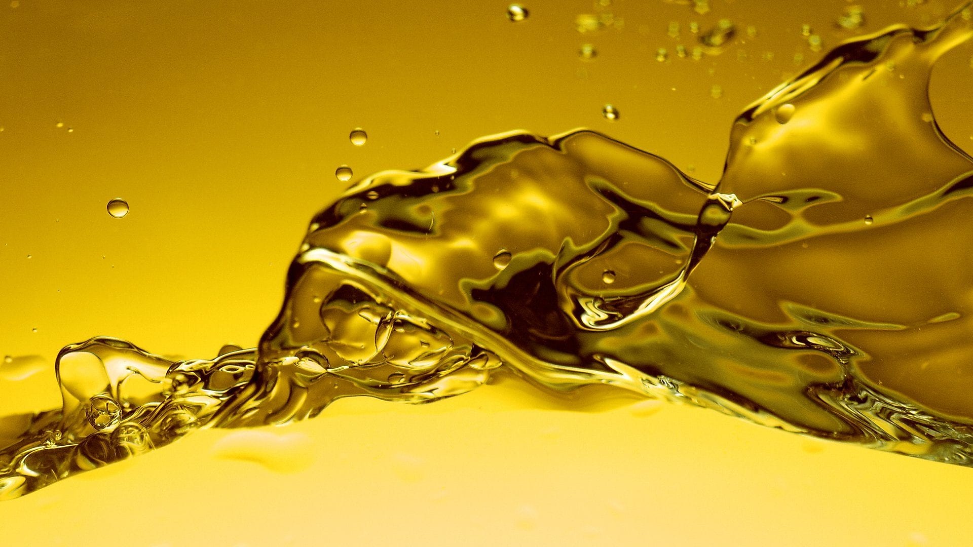 Oil And Lubricants. What Is An Oil Based Lubricant? (with Picture)