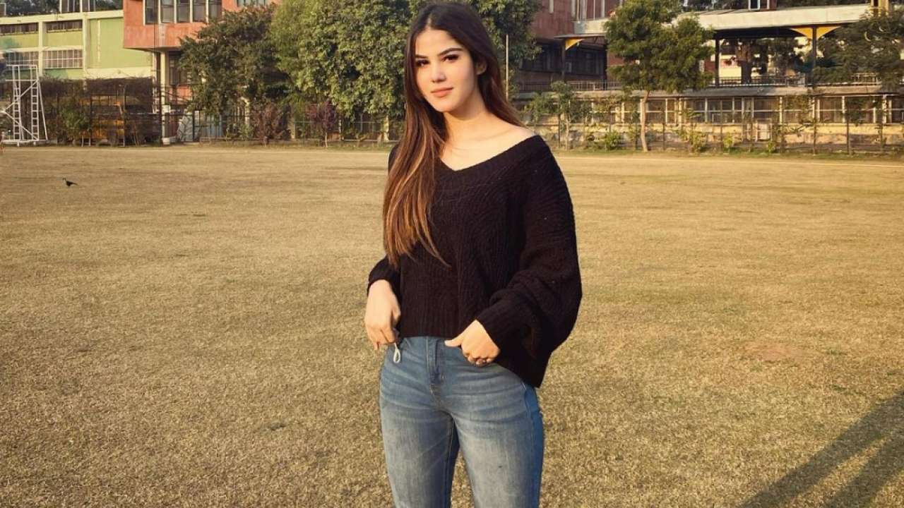 Aaveera Singh Masson indeed looks like Sunny Leone