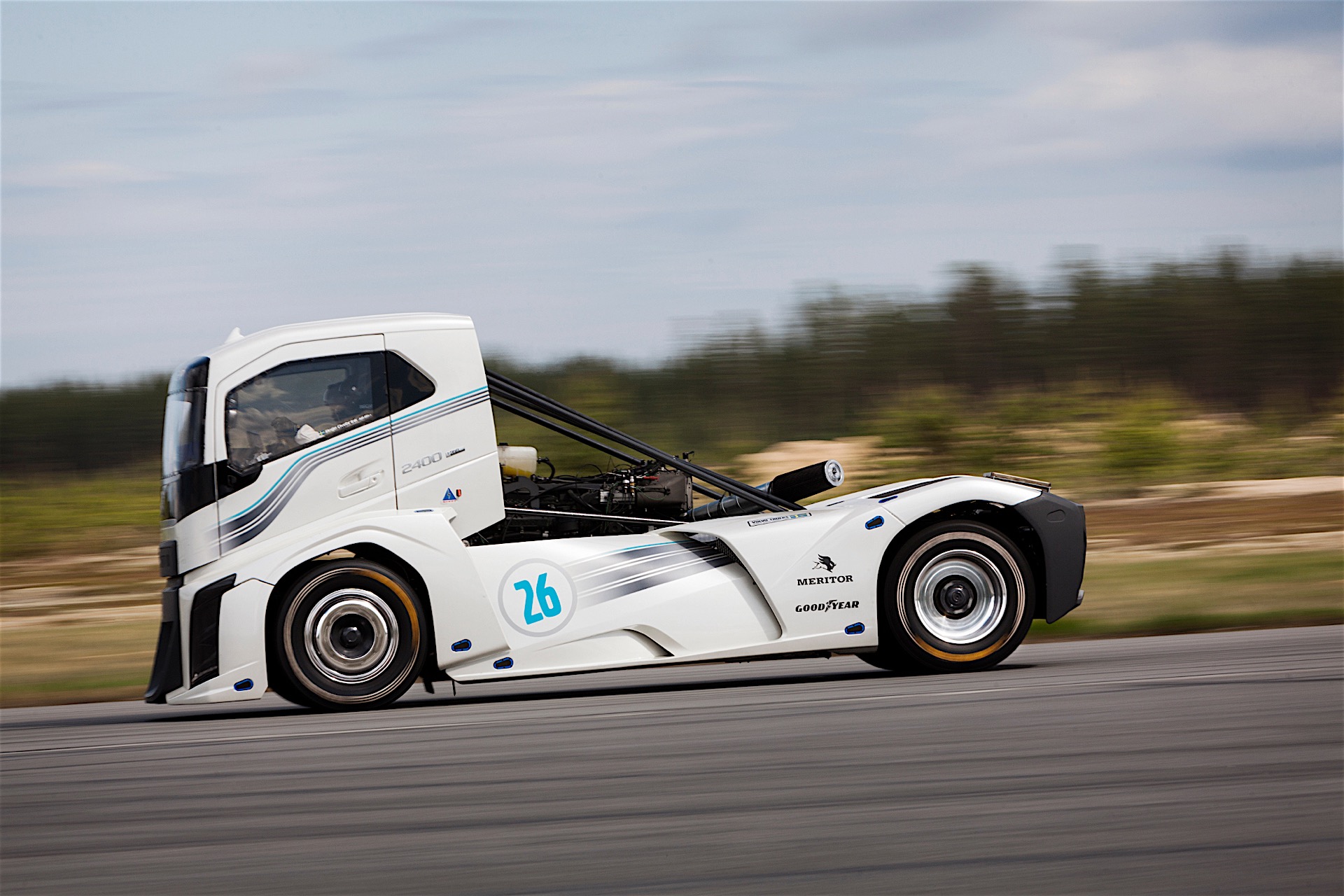 Volvo Sets World Speed Record With Iron Knight Truck, It Topped Out At 171 MPH