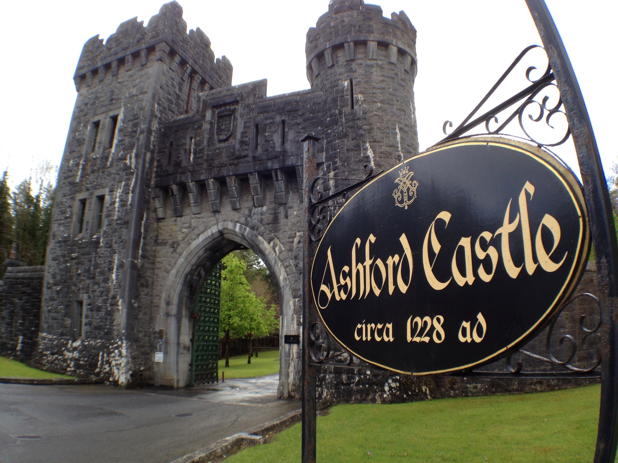 Here's how much it would cost to get married at the rumored site of Rory McIlroy's wedding