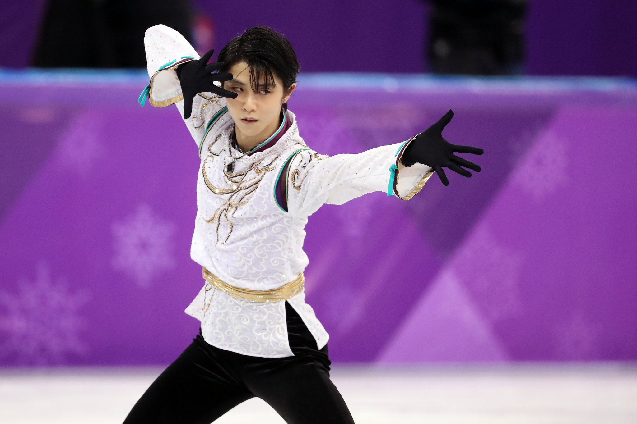 Yuzuru Hanyu Writes Another Chapter in Figure Skating Legend