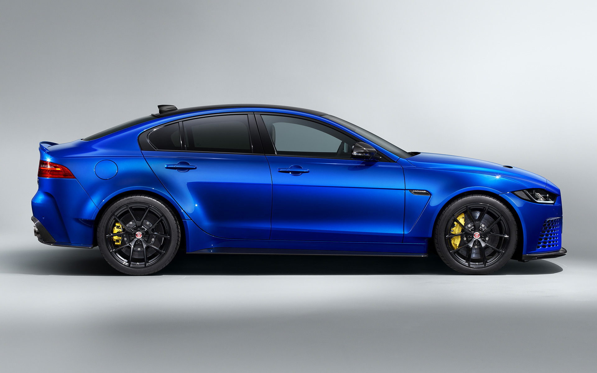 Jaguar XE SV Project 8 Touring and HD Image