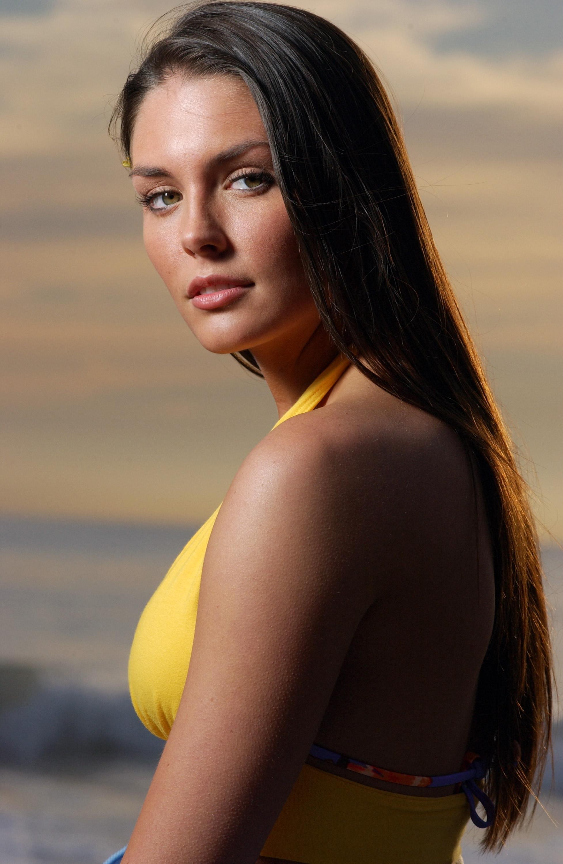 brunettes, women, bikini, actress, Taylor Cole, beaches Wallpaper / WallpaperJam.com