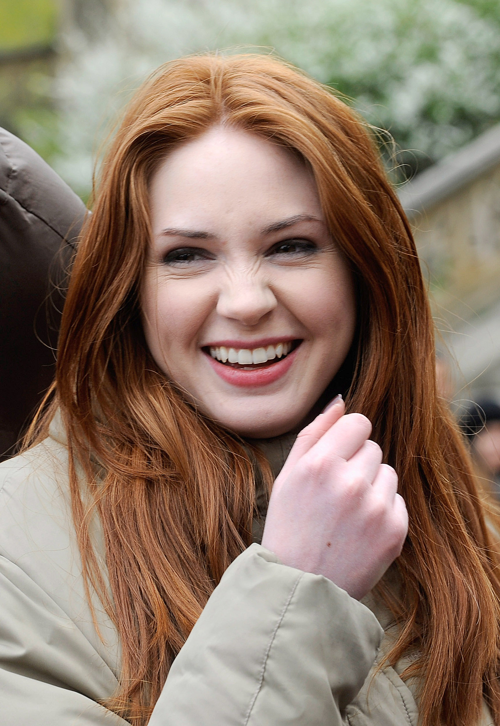 Karen Gillan Defends Steven Moffat