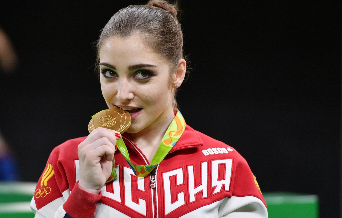 Wallpaper look, girl, joy, face, figure, Olympics, medal, Russia, beauty, athlete, Russia, gymnast, Olympic games, world champion, olympic champion, world champion image for desktop, section спорт