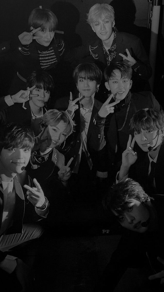 b u b b l i e c h a n. Dark aesthetic, Gray aesthetic, Black wallpaper