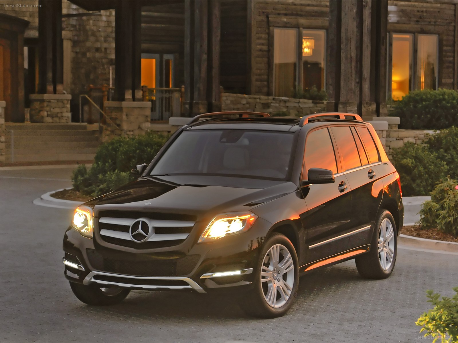 Mercedes Benz GLK 350 Wallpapers - Wallpaper Cave