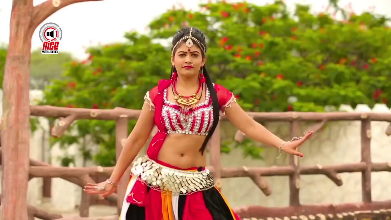 गोरी नागोरी के जोरदार ठुमके Rajasthani DJ Song 2018