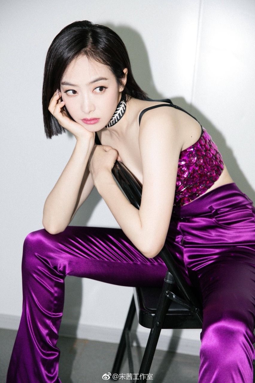 Victoria Song. Victoria song, Kpop girls, Korean girl groups