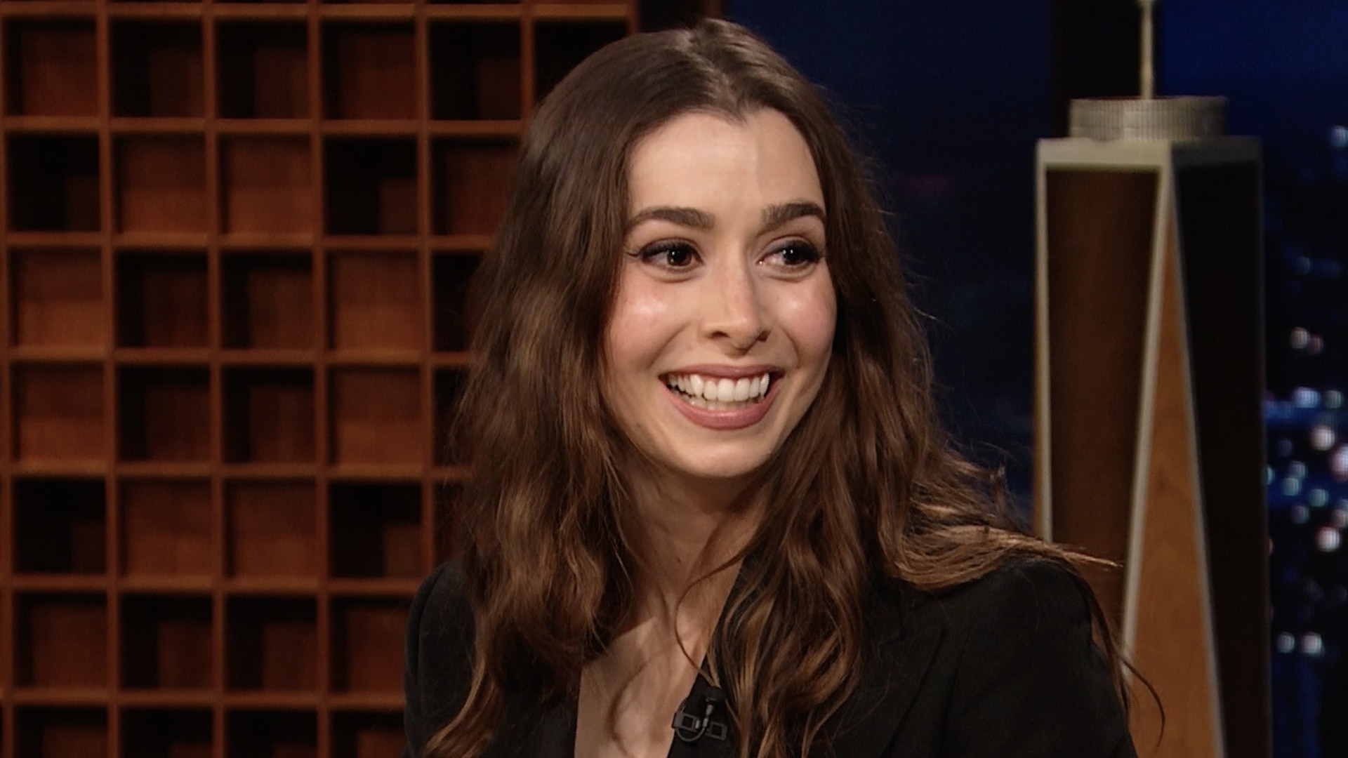 Watch The Tonight Show Starring Jimmy Fallon Interview: Cristin Milioti Had a Brutal Incident Involving the Subway and a Bagel