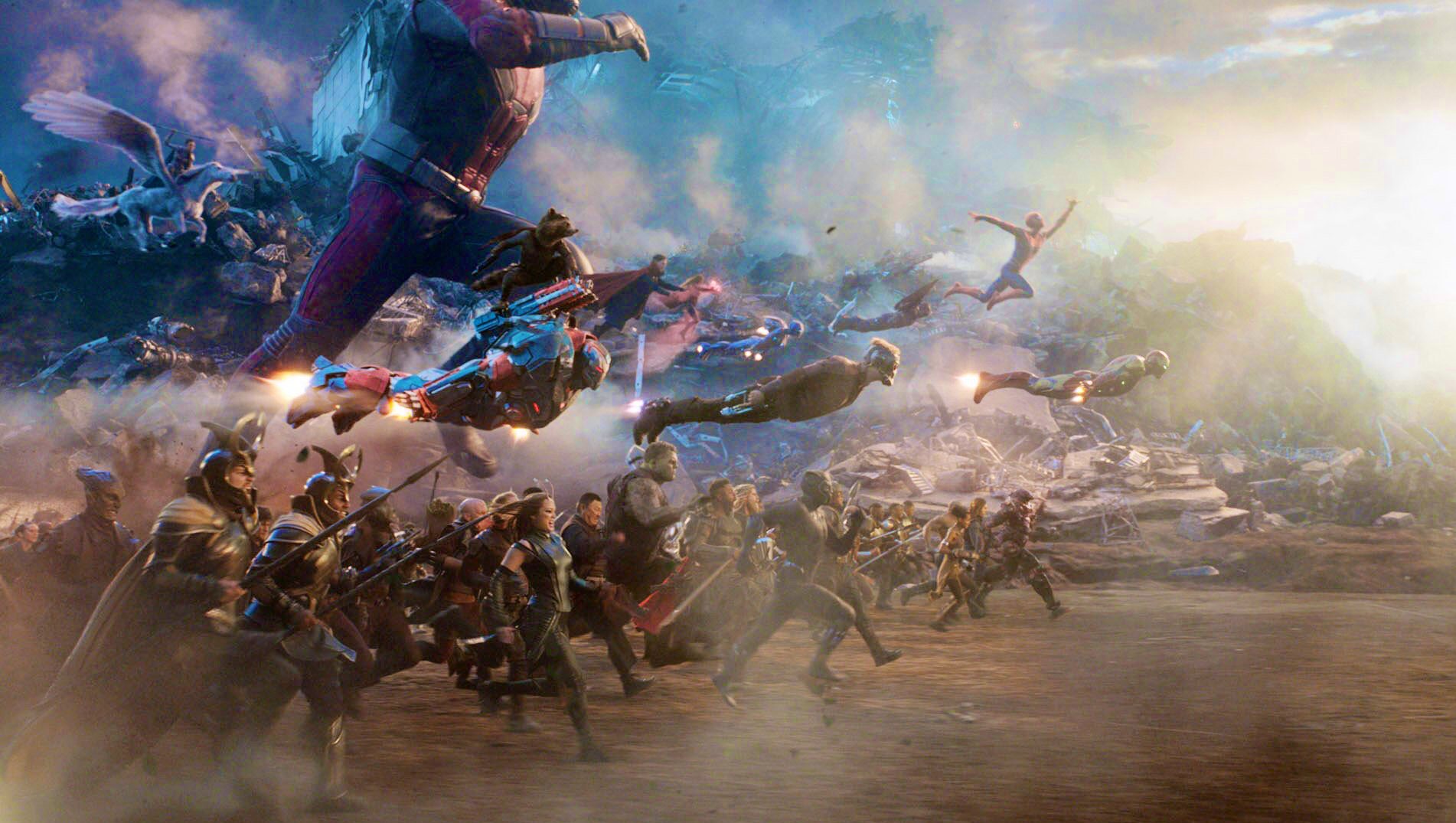 4K wallpaper: Avengers Endgame Battle Scene Wallpaper