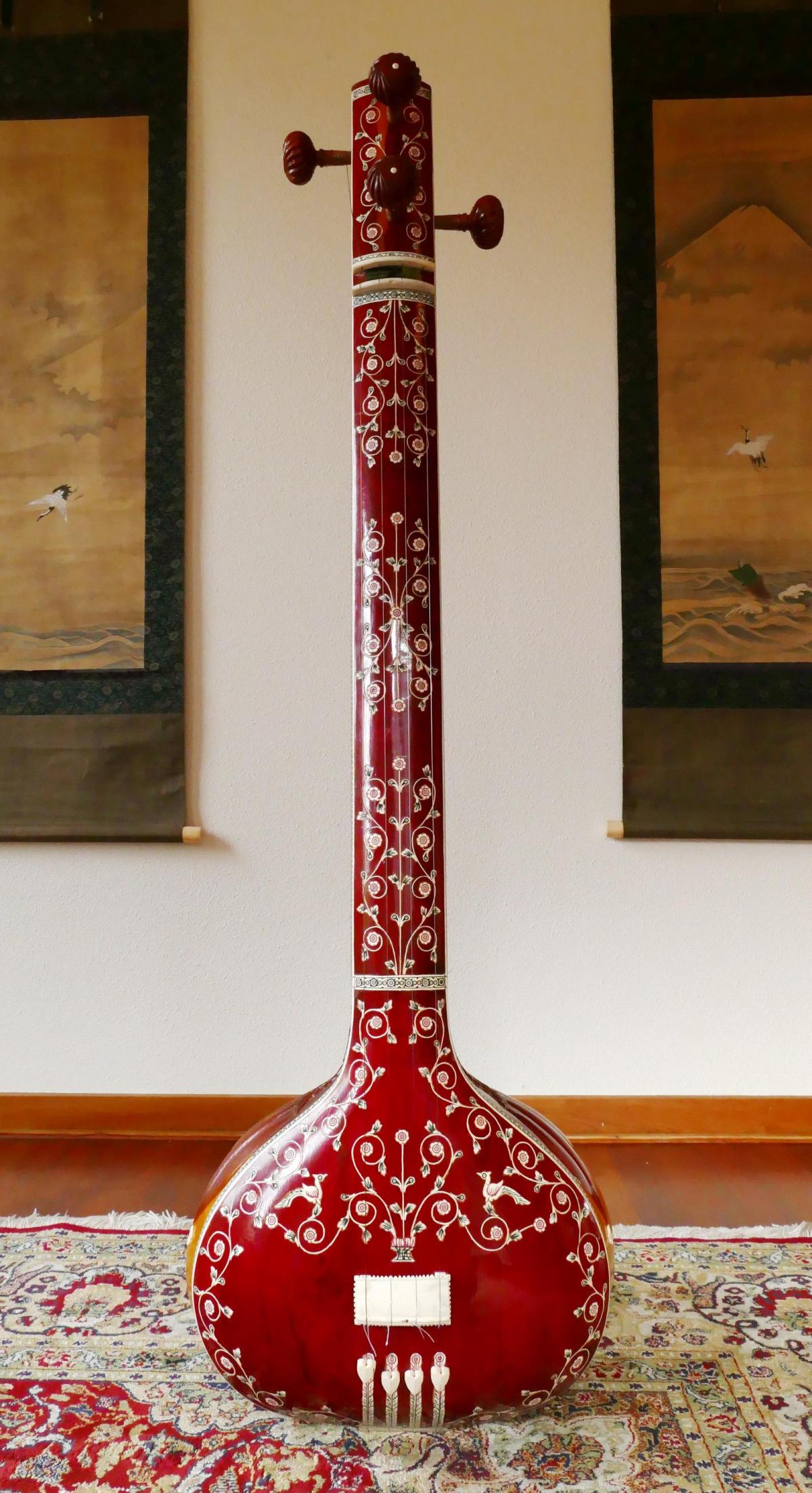 Kanai Lal Female Tanpura for Sale