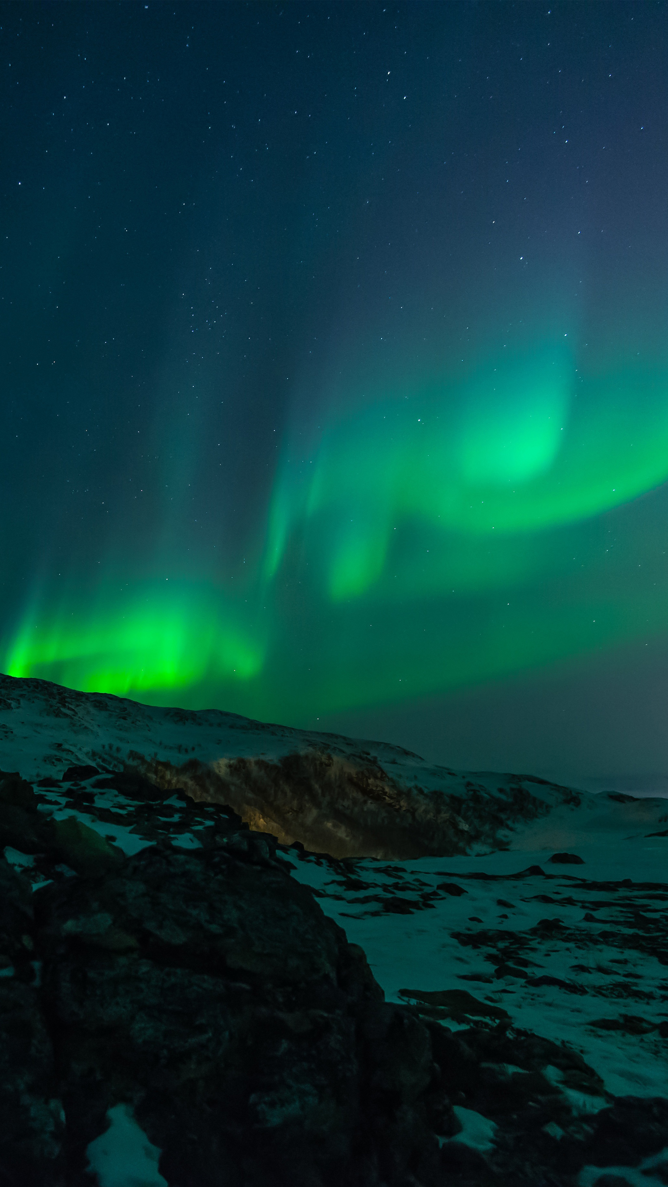 Download Aurora Borealis wallpapers for mobile phone, free Aurora  Borealis HD pictures