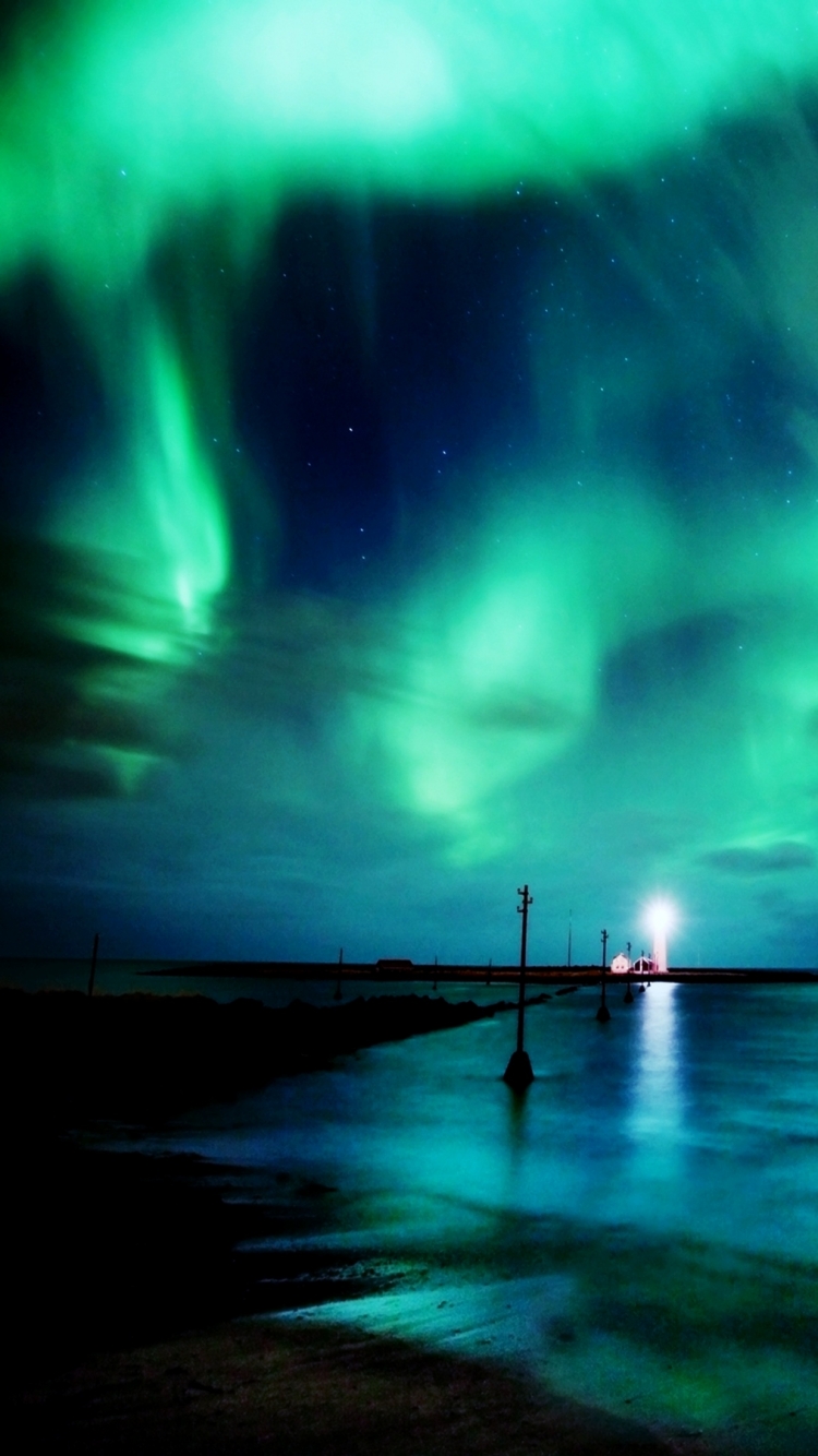 Aurora Borealis Wallpaper Cell