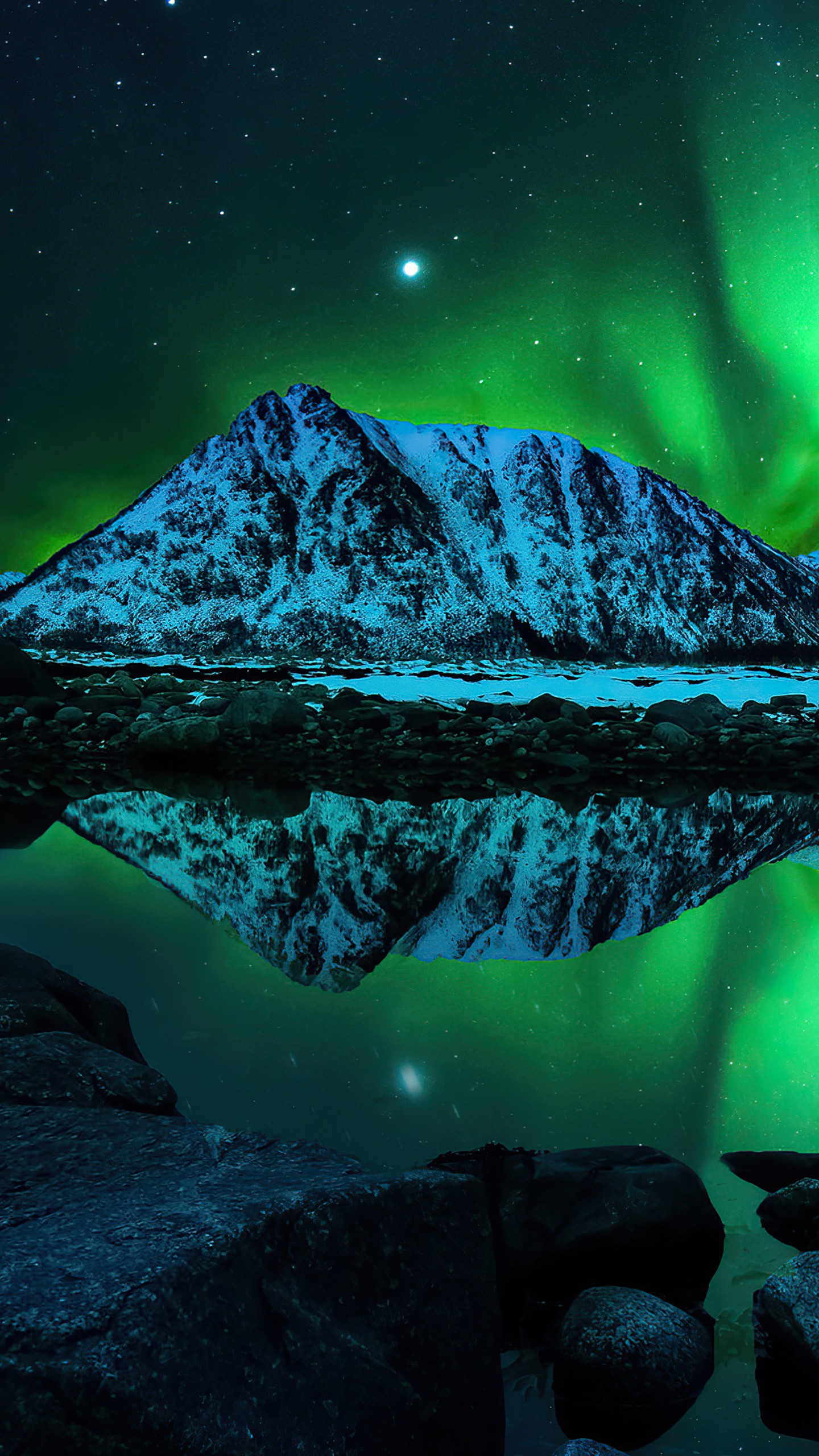 Northern Lights Aurora Borealis 4K HD Nature Wallpaper