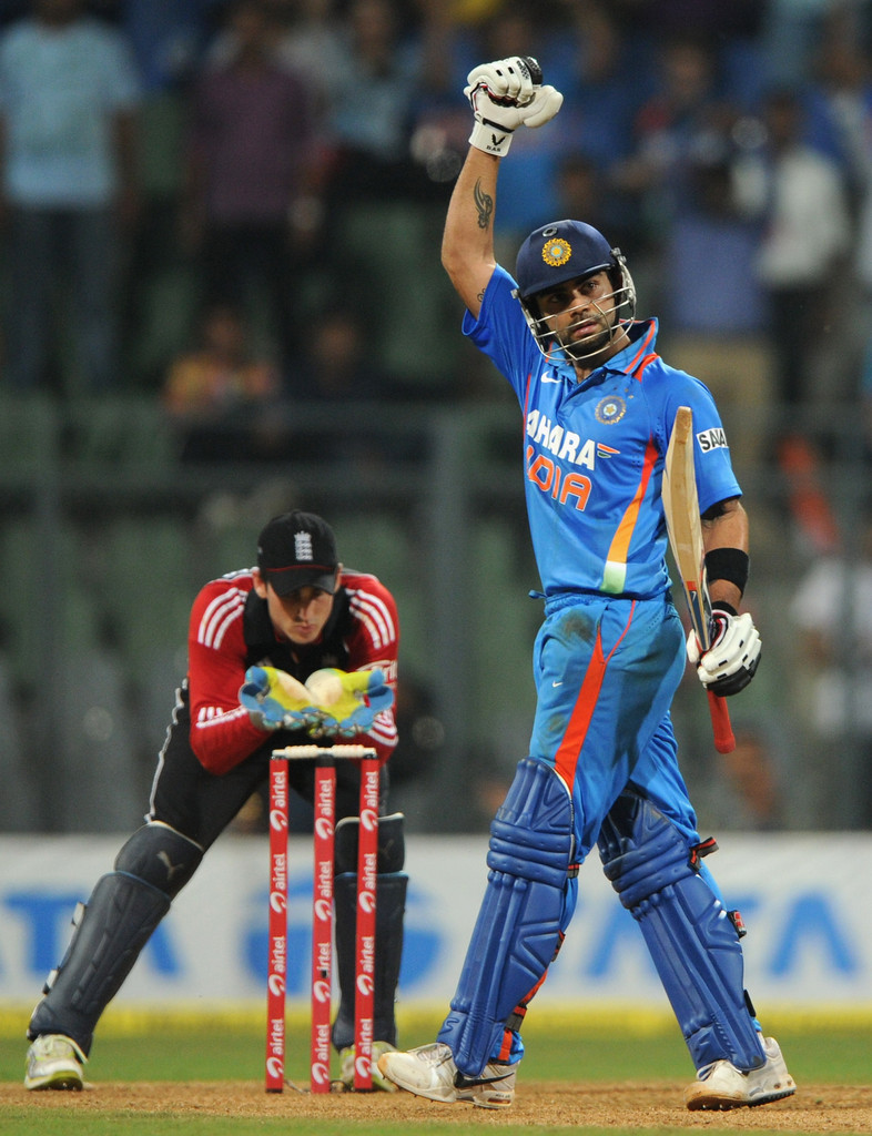 Virat Kohli, Matthew Wade, Pat Cummins Kohli Photo