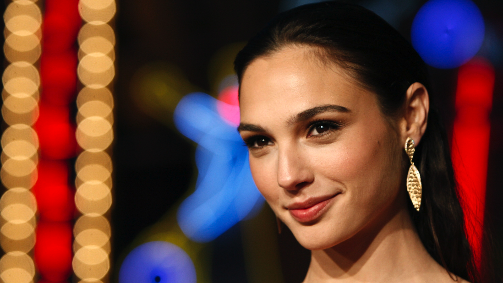 #actress, #Gal Gadot, #women, #smiling wallpaper. Mocah HD Wallpaper