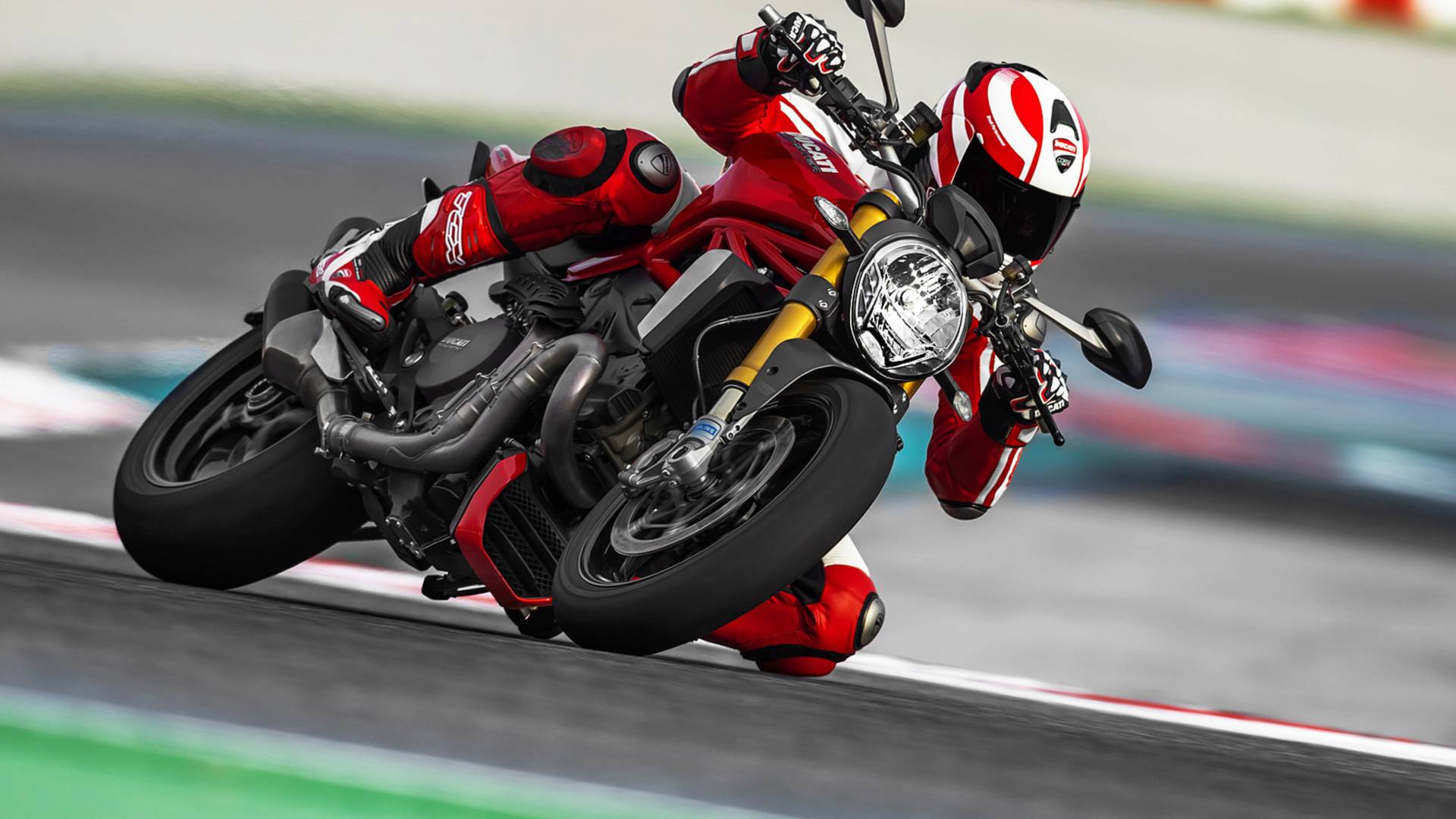 Ducati Monster 1200: First Official Photo and Specs