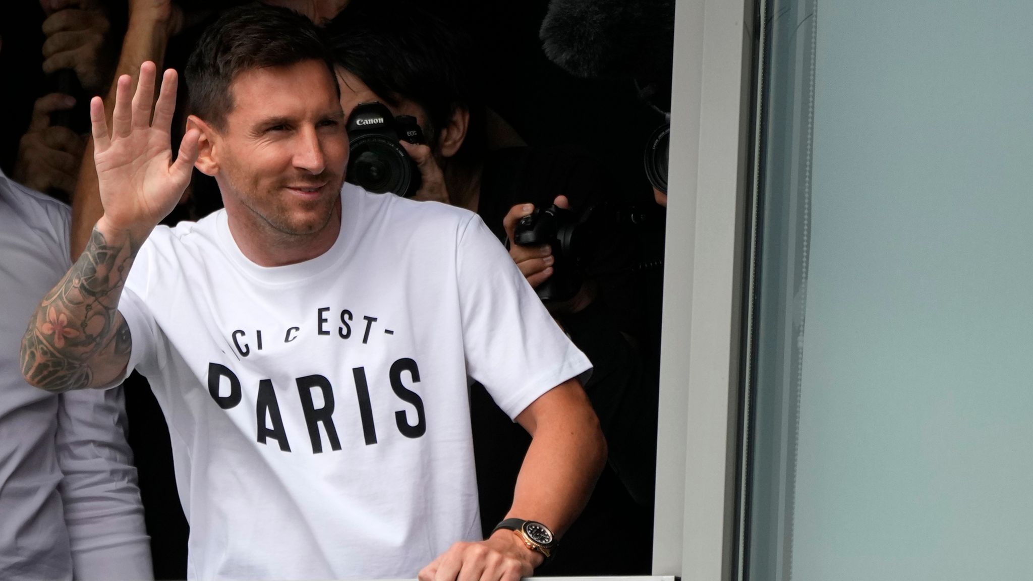 Lionel Messi Completes Move To French Team Paris Saint Germain After Leaving Barcelona